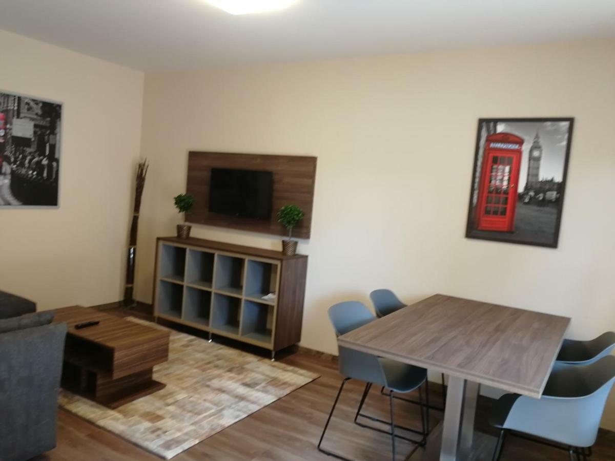 Ovar Apartman Mosonmagyarovar Exterior photo