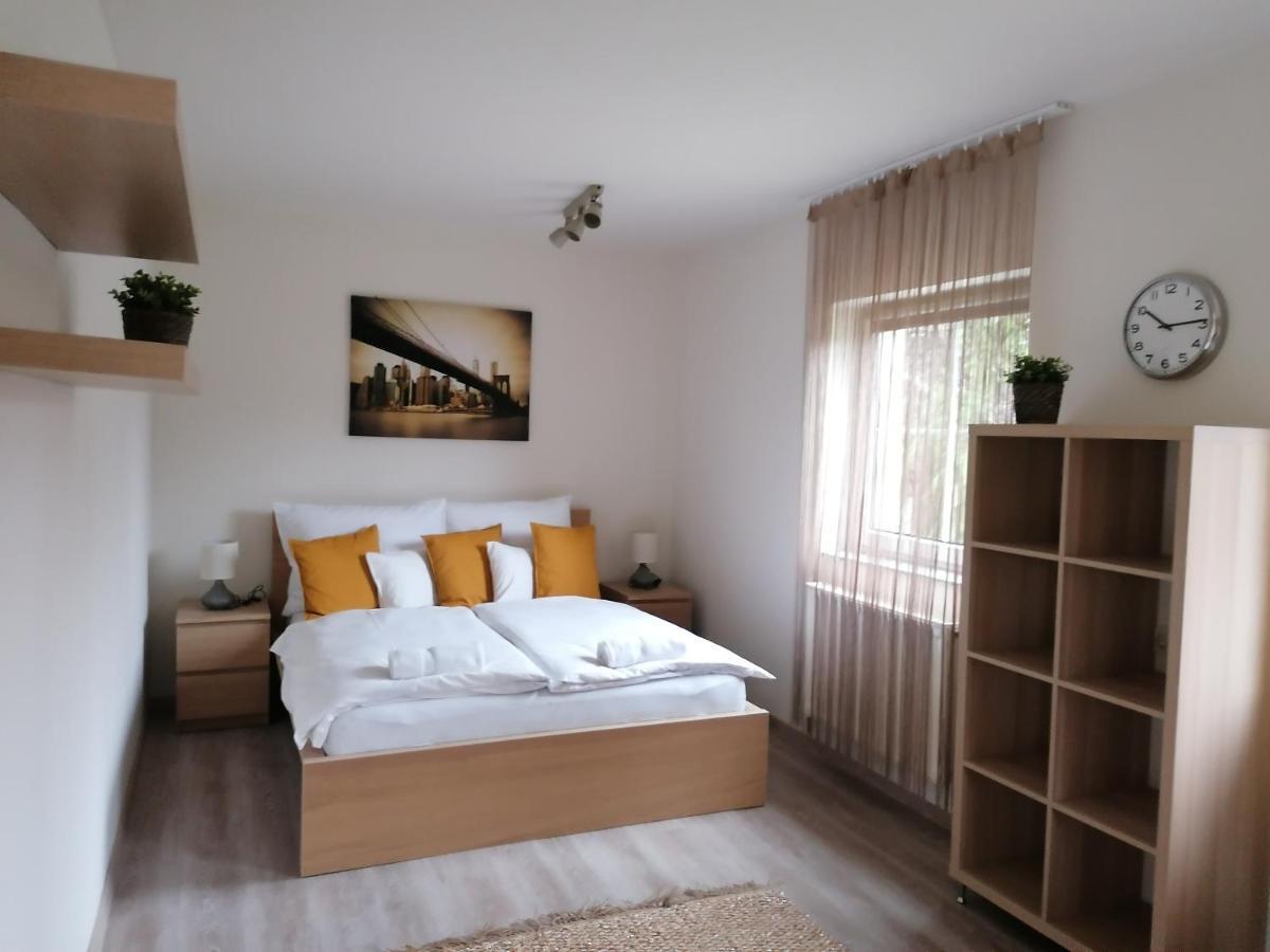 Ovar Apartman Mosonmagyarovar Exterior photo